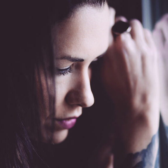 wholeself-blog-images-woman-narcissism-self-esteem